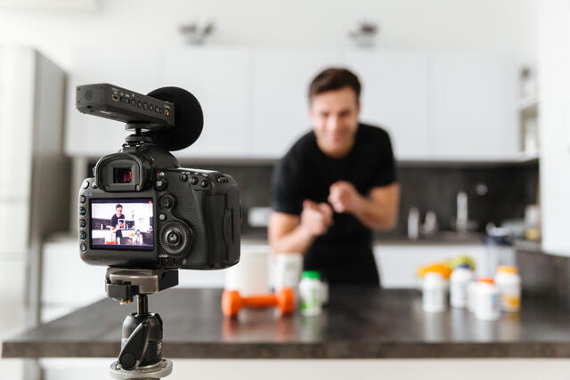 Vlogging